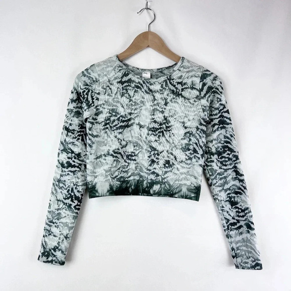 Fabletics Mari Seamless Long Sleeve Crop Top Size M Tiger Tie Dye Green White - Picture 1 of 4